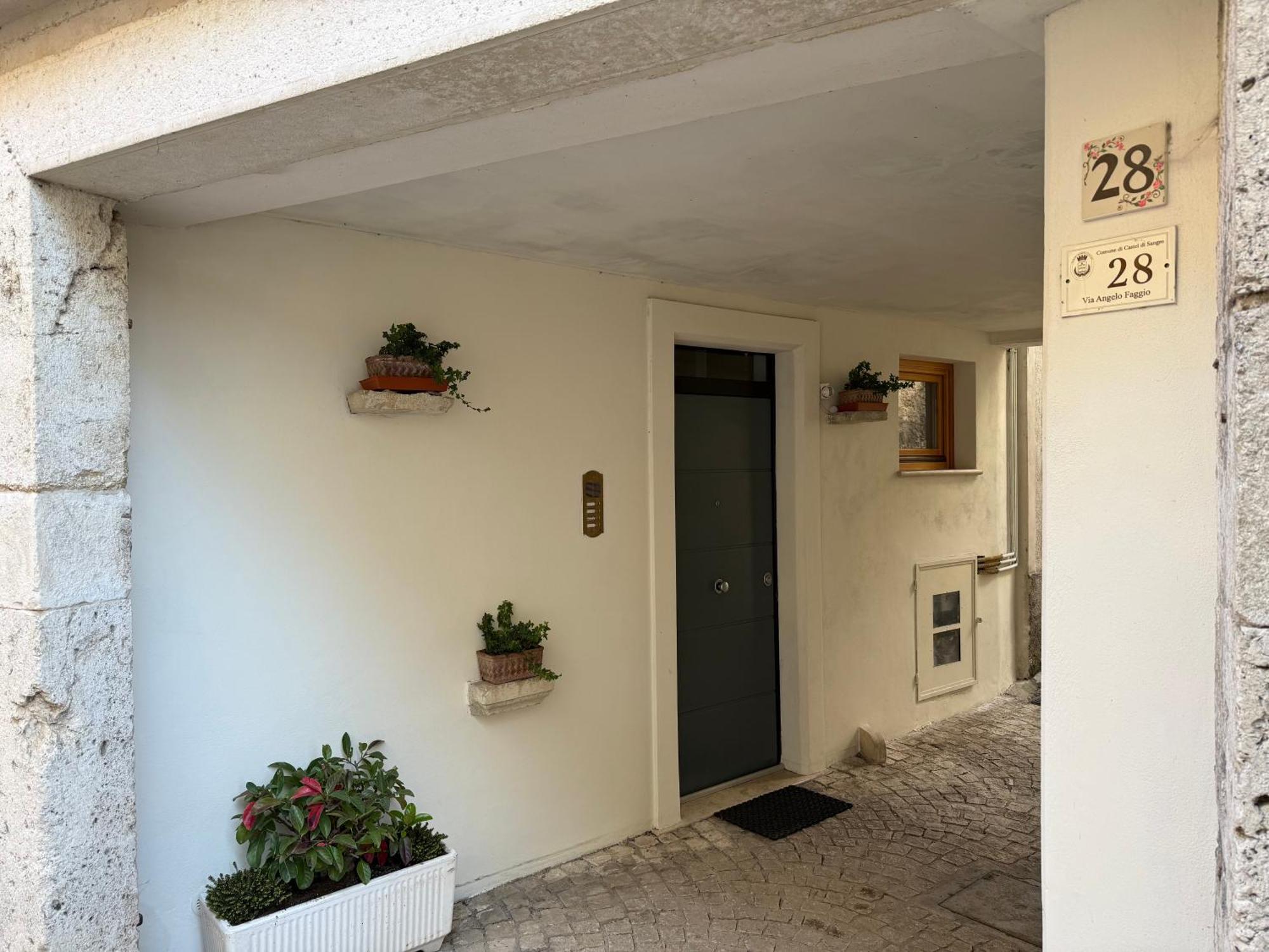 Nel Cuore Di Castel Di Sangro La Casa Di Cristina Eksteriør bilde